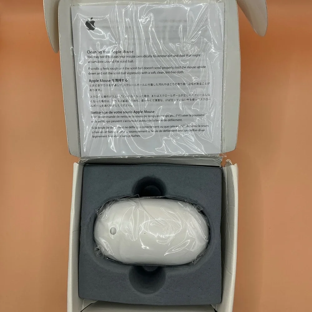 Apple Mighty Mouse Wired USB Optical Mouse Model A1152 MB112LL/B White Boxed